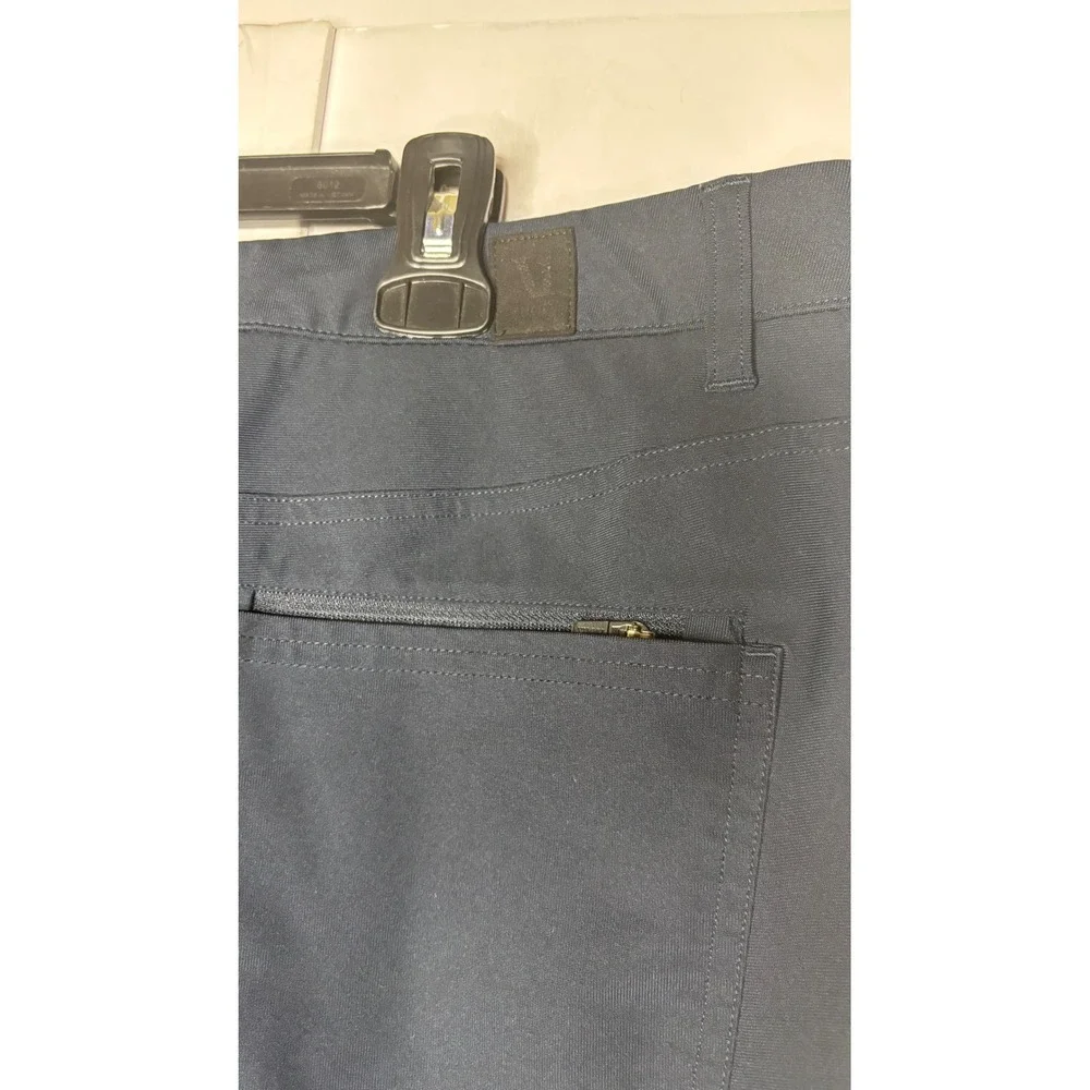 Vuori Meta Pant Mens 36 Navy Blue Technical 5-Pocket Performance Chino Trousers